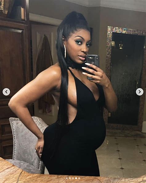 Explore tweets of porsha williams @porsha4real on twitter. Porsha Williams Dresses up Her Baby Bump for Valentine's ...