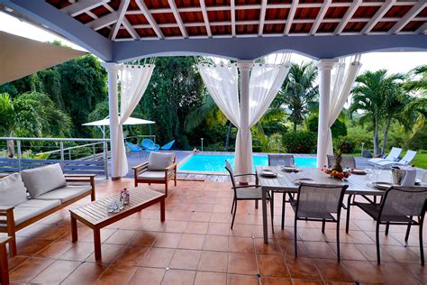 Villa La Sagesse Location Sainte Luce Martinique Piscine Et Jardin