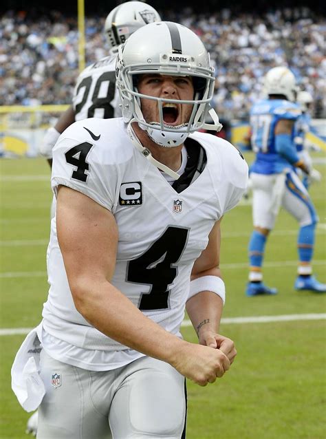 Raiders Derek Carr Learns How To Be A Successful Quarterback