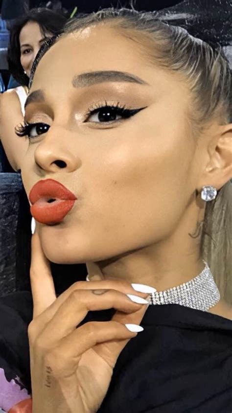 Ariana Grande Love Those Lips Rjerkofftoceleb