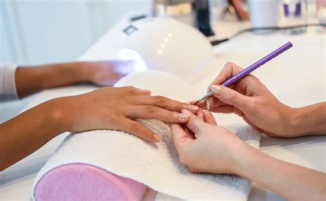 Best Nail Salons Near Me Open Today In The United States