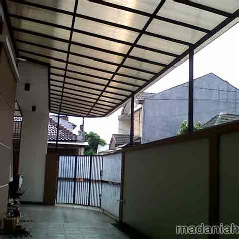 Mungkin yang kita tahu selama ini yang paling umum digunakan adalah genteng dan atap gelombang. Harga Kanopi Polycarbonate X Lite Per Meter Bantul - Madaniah™