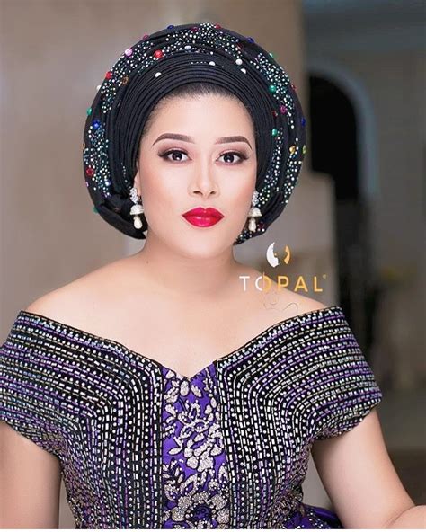 If someone told you bolanle ninalowo will be getting married to his colleague, adunni ade this year, would you have believed it. Adunni Ade's Makeup Photo Vs Her Makeup Free Photo ...