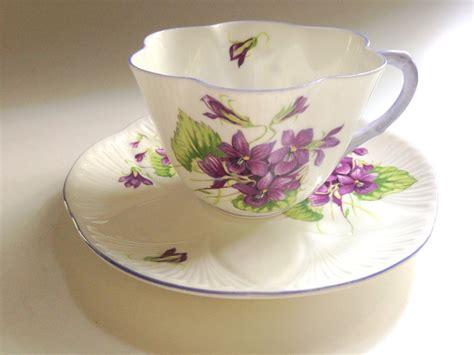 Shelley Tea Cup And Saucer Violets Tea Cups Shelley Dainty Vintage
