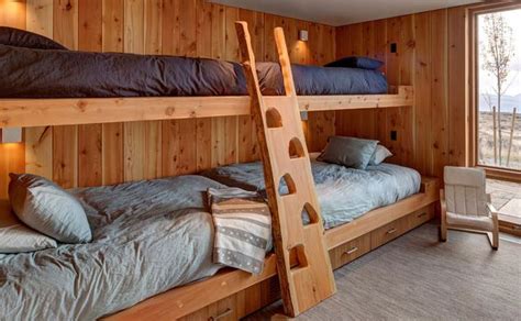 In legno dipinto, grezzo o lavorato, eccovi 15 modelli davvero unici che vi conquisteranno al primo sguardo. 15 Letti a Castello in Legno dal Design Particolare (con immagini) | Letti a castello, Camera da ...