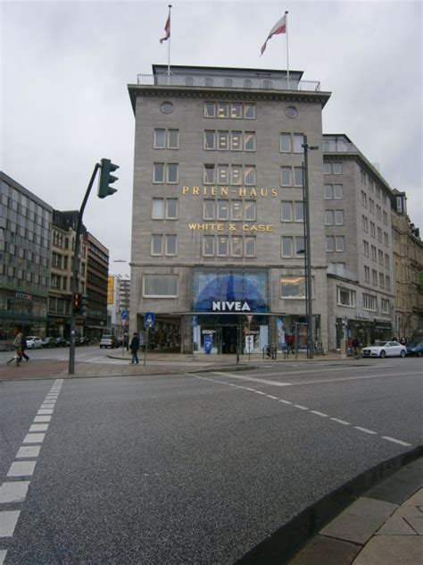 Bewertungen über nivea haus hamburg, hamburg, telefonnummern, adressen, stunden. Bild "NIVEA-Haus" zu Jungfernstieg in Hamburg