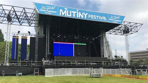 Portsmouth S Mutiny Festival Cancelled Following Two Separate Deaths Ladbible