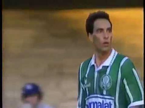 Empate (r$ 3,60) também na 1ª rodada ocorre o duelo entre flamengo x palmeiras, que são dois clubes que viram a realidade. São Paulo 2x1 Palmeiras - Libertadores da América 1994 ...