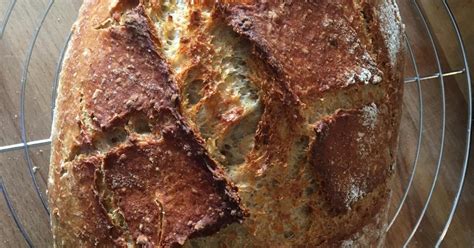 Kartoffelbrot mit rohen Kartoffeln
