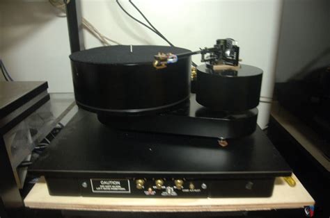 Symphonic Line Rg 6 Turntable Graham 15t Arm With Ceramic Armwand
