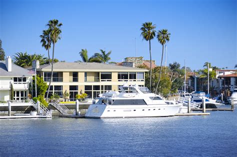 Newport Beach Waterfront Home And Yacht Newport Beach Wate Flickr
