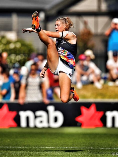 After An Aflw Premiership Tayla Harris Now Has Her Sights Set On