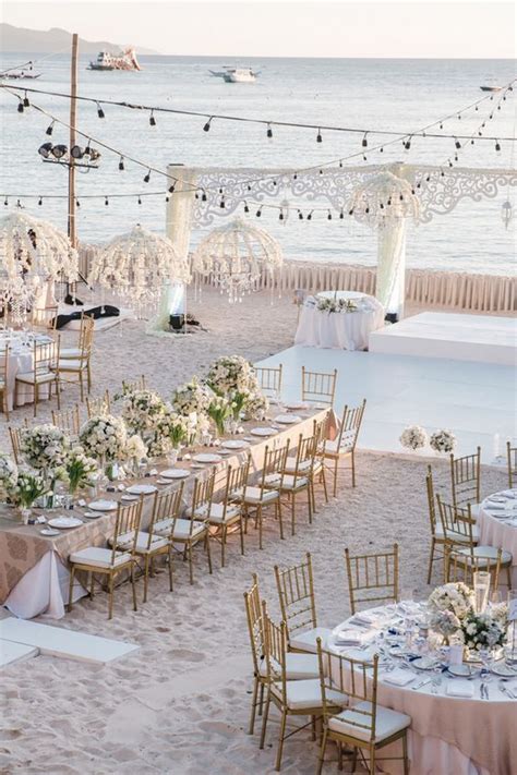 a beach wedding table décor should be special .#wedding#weddingideas#