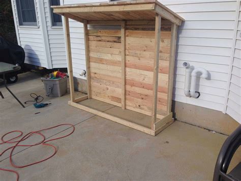 Firewood Shed From Recycled Pallets • Pallet Ideas • 1001 Pallets