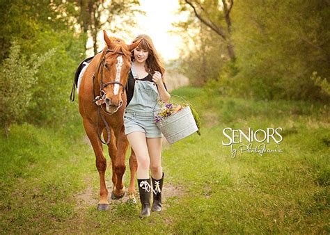 Horse Senior Picture Ideas Seniors By Photojeania