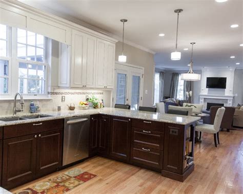 Maybe you would like to learn more about one of these? Dark Lower White Upper Cabinets Home Design Ideas ...