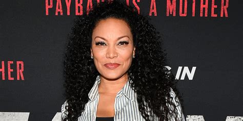 Hgtvs Egypt Sherrod Called Out A Body Shaming Comment About Her Butt
