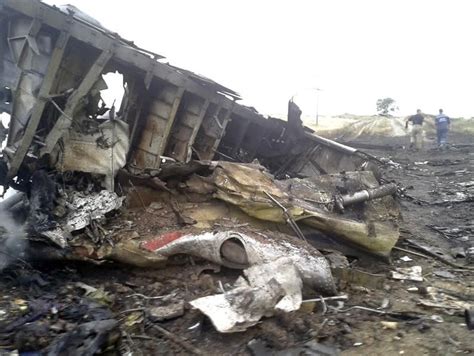 その生命を奪った犯人の酷すぎる殺害方法と無残な遺体状況。 全ての原因を作ったアイセックって？ 姉を思う弟のツイッター。 そこには悲痛な叫びがあった。 2012年8月17日。 一人の日本人の女性の遺体が発見されました。 遺体は「ブカレスト」の郊外、森の中を少し入った. マレーシア航空機MH17便 撃墜。搭乗者298人全員死亡。墜落現場 ...