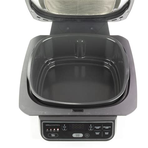 The ninja foodi grill, unlike other grills we've tested here, this grill can also bake and act as an air fryer—it is truly a multi cooker. Beef Shoulder Ninja Foodi Grill / Ninja Foodi FG551 Smart XL Indoor Grill - Black for sale ...