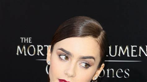Short Hair News Lily Collins Cuts Her Bob Into A Pixie Haircut Glamour