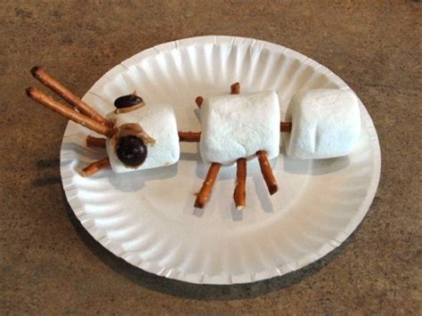 Ant Snack kids can make! | Preschool Bugs/Insects | Pinterest | Ants