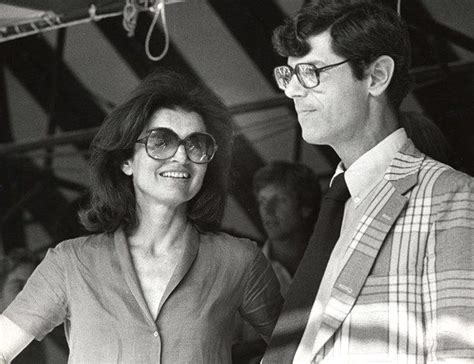 How Jackie O Played Matchmaker To Two Of Americas Greatest Minds