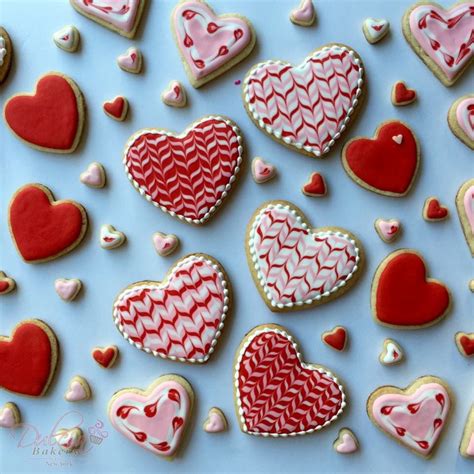 Learn How To Decorate These Valentines Day Cookies Heart Cookies