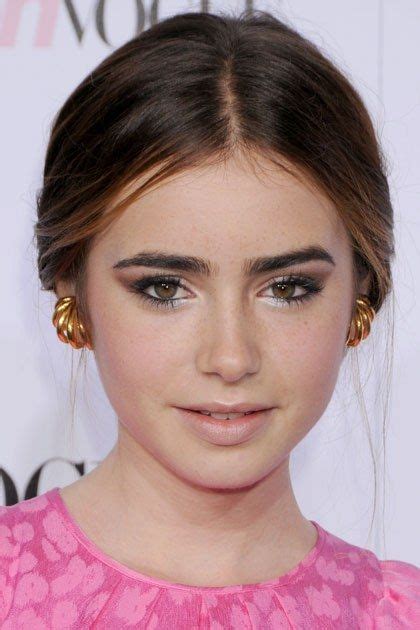51 Times Lily Collins Inspired Me With Her Use Of Eyeliner Red Carpet