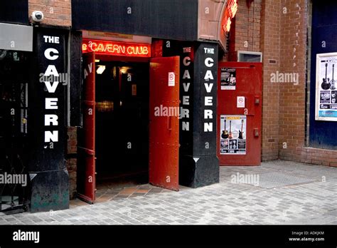 The Cavern Club Liverpool Mathew St Stock Photo Alamy