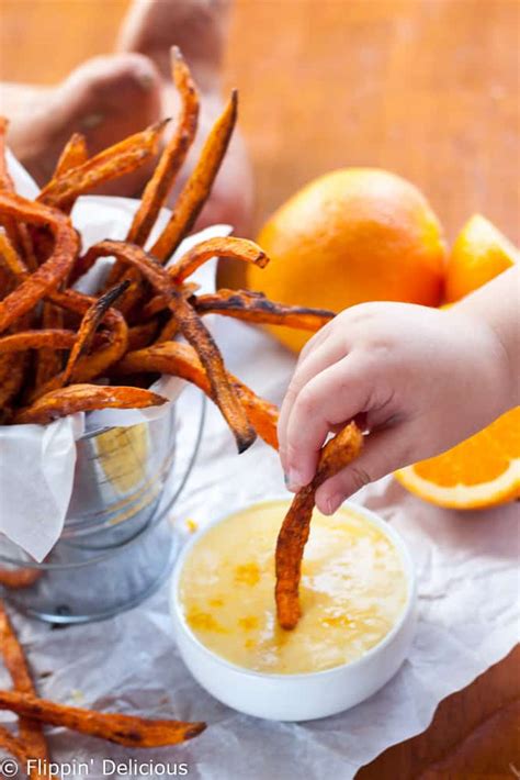 It needs some more liquid/sauce. Crispy Baked Sweet Potato Fries with Orange Zest Icing Dipping Sauce