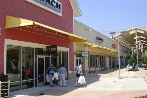 Maybe you would like to learn more about one of these? Johnson Creek Premium Outlets: Madison Shopping Review ...