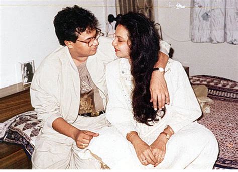 Rekha S Relationship With Manager Farzana Is Beyond Professional