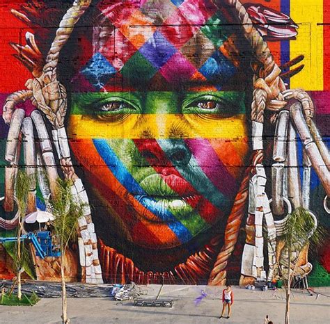 Brazilian Graffiti Artist Eduardo Kobra Creates Worlds Largest