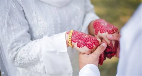 Isteri bukan untuk disewa | episod 20. Mak Suruh Ceraikan Isteri, Sebagai Anak Perlu Ke Patuh ...