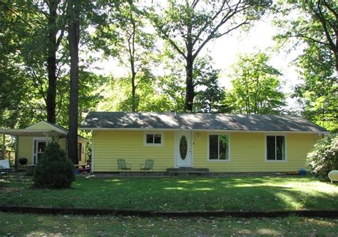 Luxury vacation beach homes for rent in south haven, michigan. South Haven Vacation Rental - VRBO 168621 - 3 BR Southwest ...