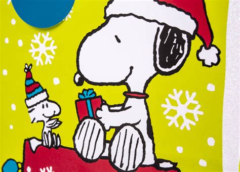 Hallmark Large Peanuts Christmas T Bag With Tissue Paper Snoopy On