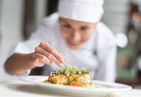 Como ser um chef de cozinha conheça nossos cursos Grão Escola Gourmet