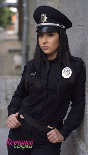How To Date A Hot Police Woman