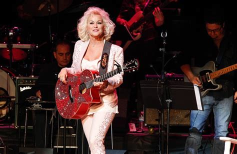 Country Star Lorrie Morgan Selling Tennessee Home
