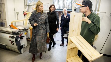 Sep 27, 2021 · versprochen! Dieser Mantel von Königin Máxima kostet über 5.000 Euro ...