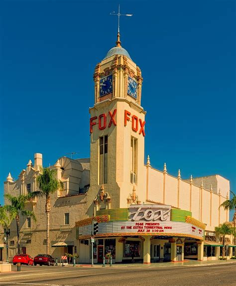 The Fox Theatre Of Bakersfield California Photograph By Mountain Dreams