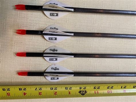 4 Easton Aftermath 300 Carbon Arrows With Inserts 28 14 20 New