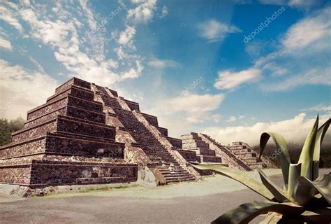 Pirámide Azteca México 2023