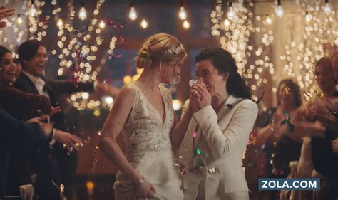 Hallmark Removed A Commercial Showing A Lesbian Weddinghellogiggles