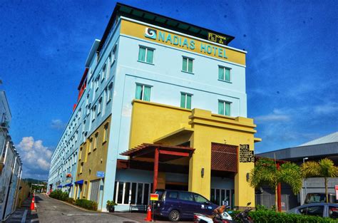 See 5,452 traveller reviews, 6,520 candid photos, and great deals for pelangi beach resort & spa, langkawi, ranked #3 of 17 hotels in pantai nearby attractions include cenang beach (0.4 km), rice museum (0.2 km), and laman padi langkawi (0.2 km). Nadias Hotel Cenang Langkawi | Malaysia