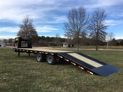 Gooseneck Trailer with Hydraulic Dovetail - Gatormade Trailers