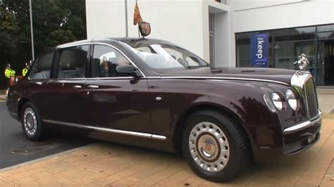 Queen Elizabeth Iis Bentley Limousine Is Crazy
