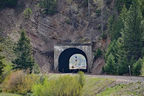 Bridgehunter.com | MRL - Nimrod Tunnel