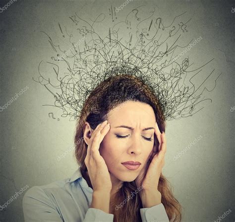 Mujer Triste Con Expresión De Cara Estresada Preocupada Y Cerebro