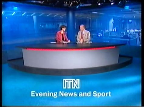 Tvnewscaps📺📺📺📺📺 On Twitter Itn Weekend News With Thekatiederham And